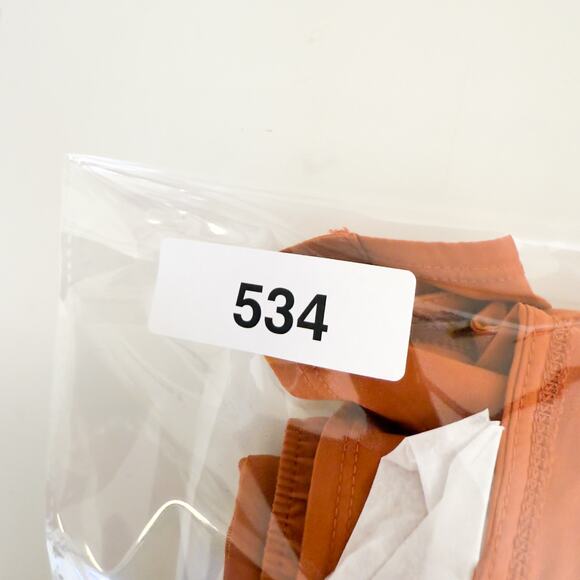 NWT Nike One Training Mid-Rise Lined Shorts Orange $38 - L - Picture 7 of 7